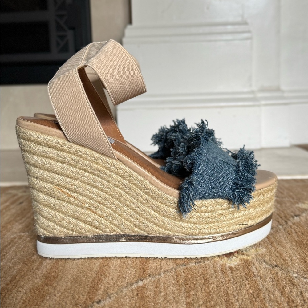 Steve Madden Blue and Tan Espadrille Wedges - Picture 2 of 5